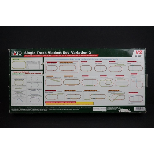 11 - Boxed Kato N scale 208501 Master 1 Basic Oval Track Set plus 4 x boxed Kato N scale Variation sets t... 