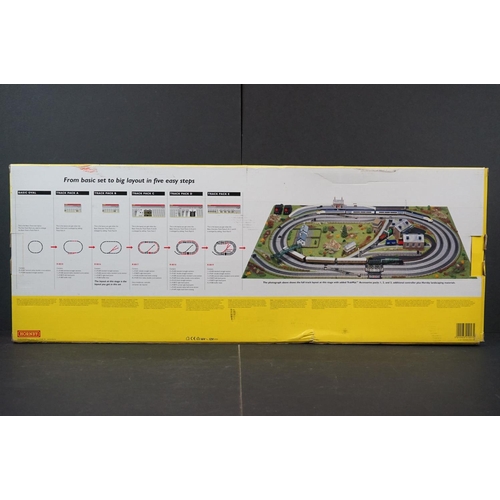 12 - Boxed Hornby OO gauge R1057 The Royal Train set, complete with locomotive & coaches wrapped in origi... 