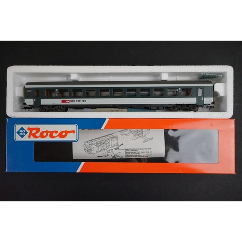 17 - Boxed Roco HO gauge 43655 SBB BR460 locomotive plus 10 x boxed items of Roco rolling stock (11 items... 