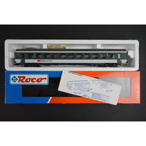 17 - Boxed Roco HO gauge 43655 SBB BR460 locomotive plus 10 x boxed items of Roco rolling stock (11 items... 