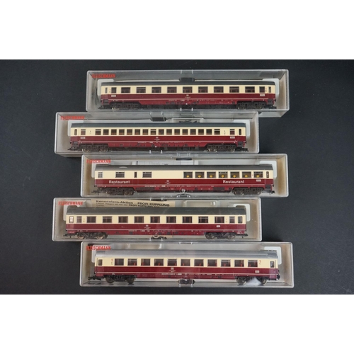 18 - Nine boxed/cased HO gauge items of rolling stock to include 7 x Fleischmann & 2 x Marklin plus a sma... 