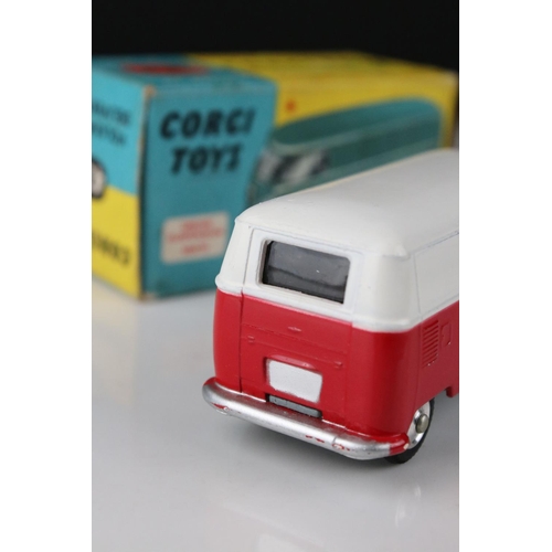 513 - Boxed Corgi 433 Volkswagen Delivery Van diecast model in two tone red/white, ex