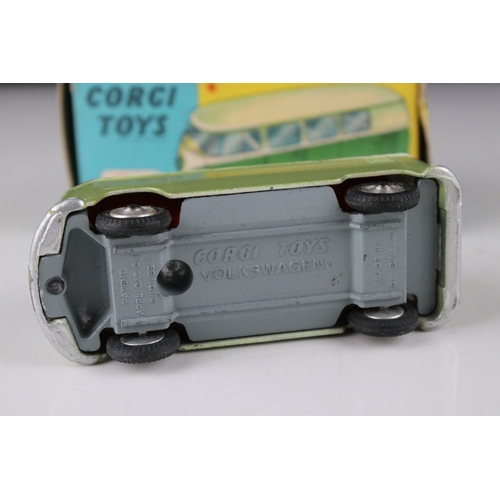 516 - Boxed Corgi 434 Volkswagen Kombi diecast model in two tone off white/green, diecast ex, box gd