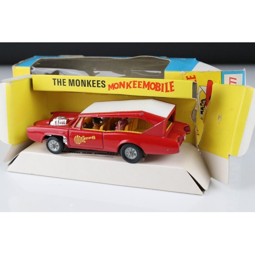 530 - Boxed Corgi 277 The Monkees Monkee Mobile diecast model, diecast excellent, box has '45p' in pen to ... 