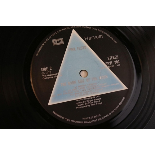 805 - Vinyl - Pink Floyd Dark Side Of The Moon (SHVL 804) solid blue triangle, A2 B2, lighter blue tinge g... 