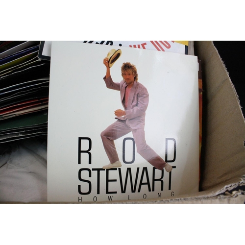 348 - Vinyl - Large quantity of 45's mainly 80's onwards to include Take That, Rod Stewart, Swing Out Sist... 