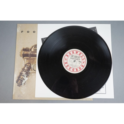 148 - Vinyl - Two Foo Fighters LP to include There Is Nothing Left To Lose on RCA 678921 gatefold sleeve a... 