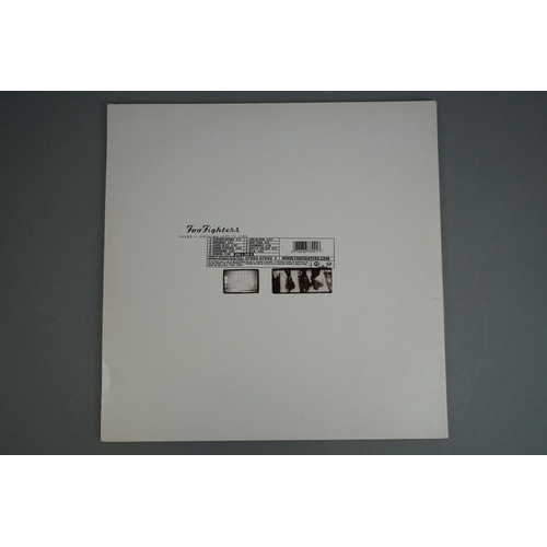 148 - Vinyl - Two Foo Fighters LP to include There Is Nothing Left To Lose on RCA 678921 gatefold sleeve a... 