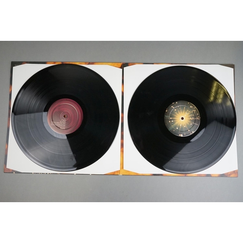 18 - Vinyl - Two The Doves LPs to include Lost Souls HVNLP26 & The Last Broadcast HVNLP35, both double LP... 