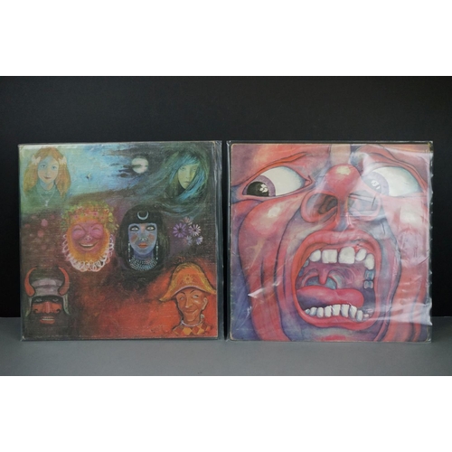 52 - Vinyl - King Crimson 2 LP's to include In The Court Of (ILPS 9111) matrices -A2 and B3 pink 'i' labe... 