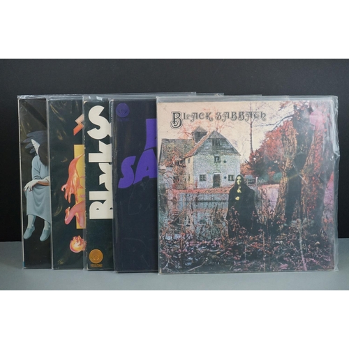 60 - Vinyl - 5 Black Sabbath LP's to include Self Titled (V 06) third pressing, small swirl label, no Ver... 