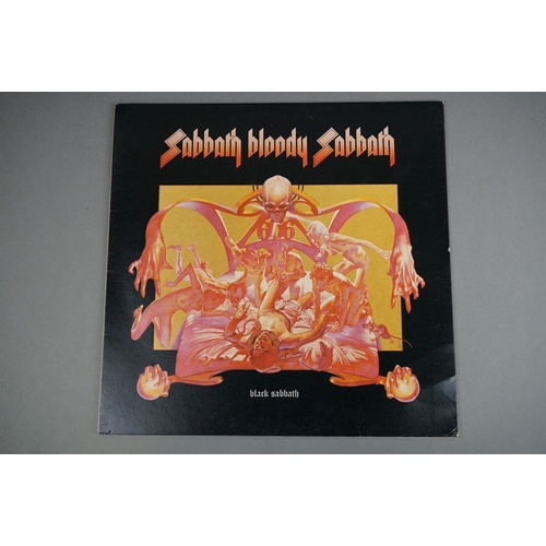 60 - Vinyl - 5 Black Sabbath LP's to include Self Titled (V 06) third pressing, small swirl label, no Ver... 