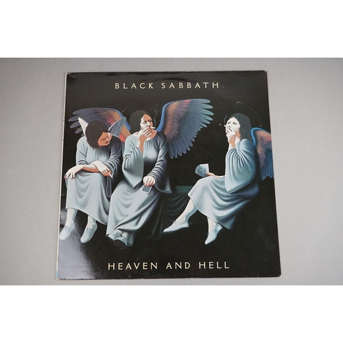 60 - Vinyl - 5 Black Sabbath LP's to include Self Titled (V 06) third pressing, small swirl label, no Ver... 