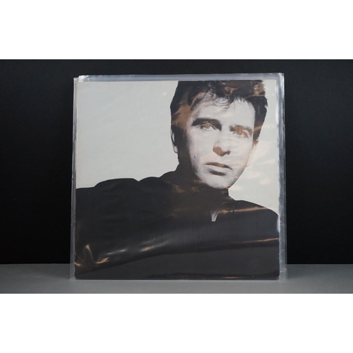 70 - Vinyl - 5 LP's and 2 12 inch singles from Peter Gabriel to include Plays Live (PGDL 1), So (PG 5) an... 