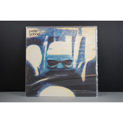 70 - Vinyl - 5 LP's and 2 12 inch singles from Peter Gabriel to include Plays Live (PGDL 1), So (PG 5) an... 