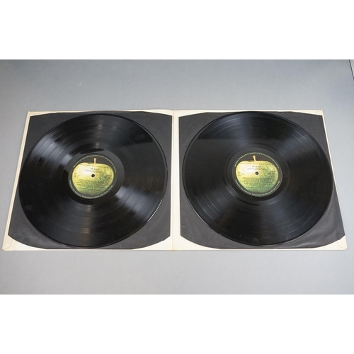 77 - Vinyl - The Beatles White Album (PCS 7067/8) Stereo No 0417891, top loader, black inners Vg.  No pos... 