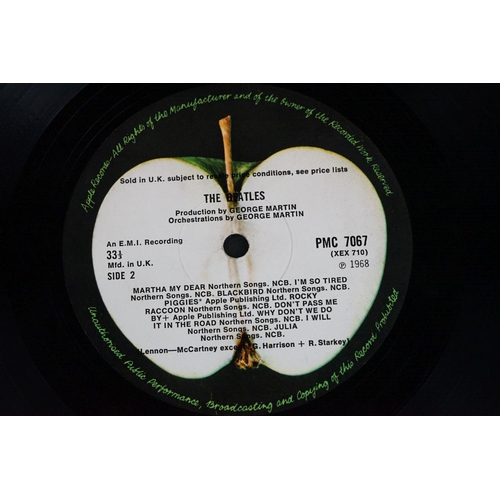 172 - Vinyl - The Beatles White Album (PMC 7067/8) mono, No.0292189, top loader, black inners, no poster o... 