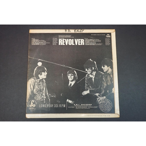 616 - Vinyl - The Beatles 4 LP's plus Magical Mystery Tour EP (MMT A1/B1) blue lyrics intact.  LP's are Ye... 