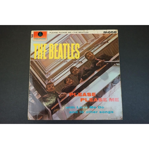 620 - Vinyl - The Beatles 2 LP's to include Please Please Me (PMC 1202) black and yellow label, showing Th... 