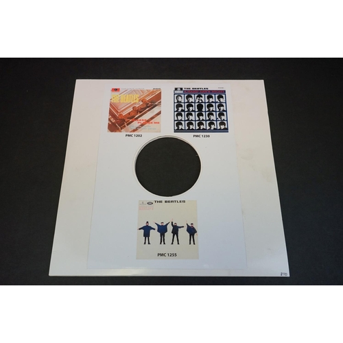 693 - Vinyl - The Beatles 3 LP's in custom sleeve to include Please Please Me (PMC 1202), A Hard Days Nigh... 