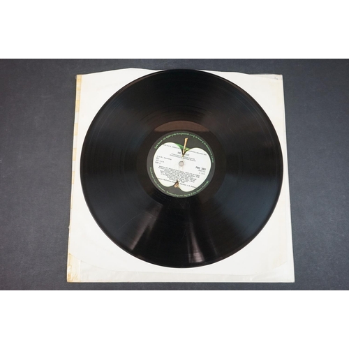 707 - Vinyl - The Beatles White Album (PMC 7067/8) No 0077487 side opener, 4 photographs, poster, white in... 