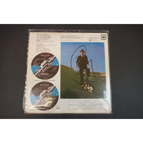 711 - Vinyl & Autograph - Pink Floyd 3 LP's to include Tonite Let's All Make Love In London (SEA 4) mono, ... 