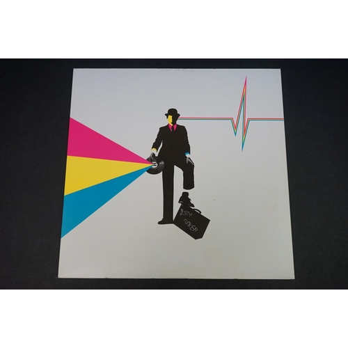 711 - Vinyl & Autograph - Pink Floyd 3 LP's to include Tonite Let's All Make Love In London (SEA 4) mono, ... 