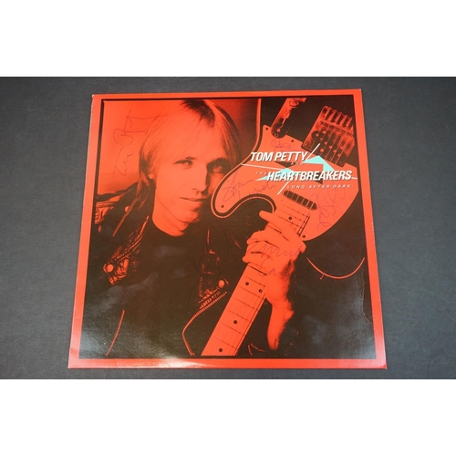 734 - Vinyl & Autographs - Tom Petty & The Heartbreakers 7 LP's to include Let Me Up (MCG 6014), Live (MCM... 