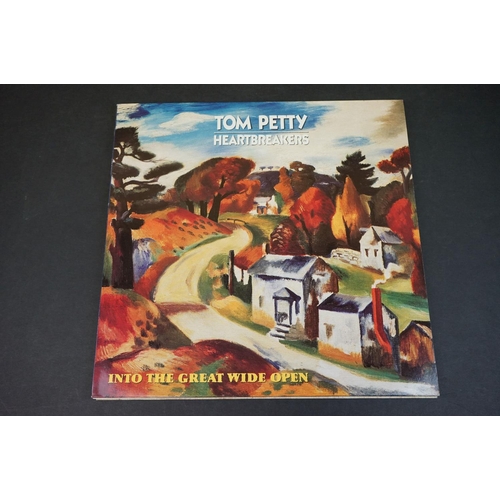 734 - Vinyl & Autographs - Tom Petty & The Heartbreakers 7 LP's to include Let Me Up (MCG 6014), Live (MCM... 