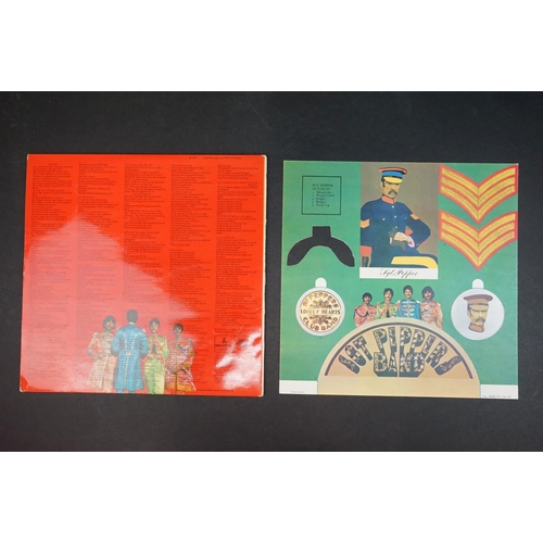 736 - Vinyl - The Beatles Sgt Pepper (PCS 7027) The Gramophone Co Ltd, Sold In The UK and 33 and a Third t... 