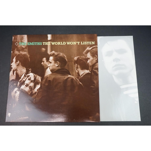 743 - Vinyl - 2 The Smiths LP's to include The World Won't Listen (Rough Trade 101) and Strangeways Here W... 