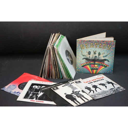 755 - Vinyl - The Beatles & Others collection of around 30 7 inch 45's to include many from The Beatles.  ... 