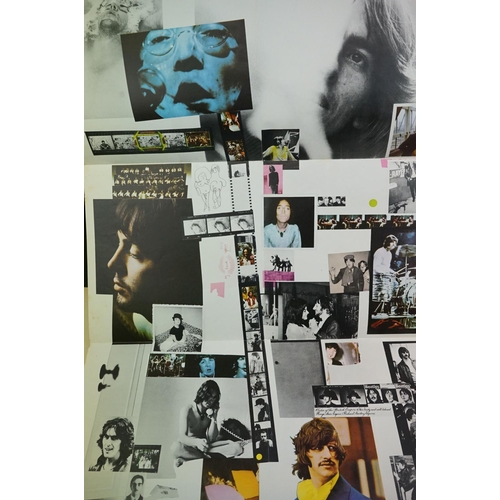 764 - Vinyl - The Beatles White Album (PMC 7067/8) top loader No 0057324 with 4 photos and lyric inners.  ... 