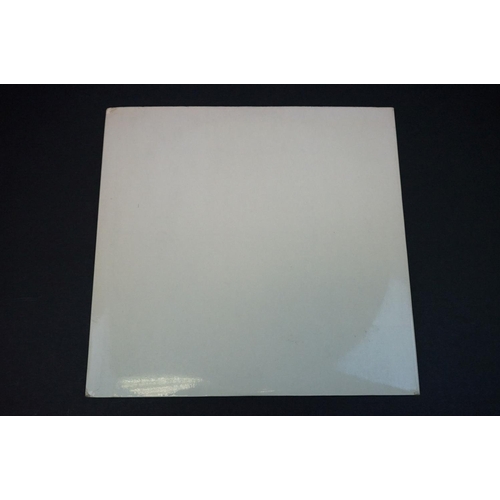 185 - Vinyl - The Beatles White Album (PMC 7067/8) No 0096644 top loader with 4 photographs and 1 poster, ... 