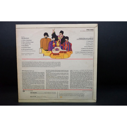 187 - Vinyl - The Beatles Yellow Submarine (PMC 7070) Sold In UK to label, red 'yes' above and below rear ... 