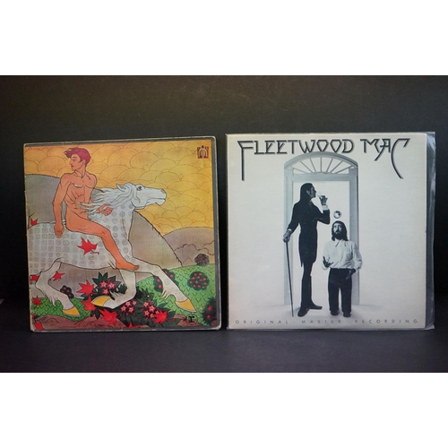 197 - Vinyl - Two Fleetwood Mac LPs to include Then Play On RSLP9000, sleeve tatty, part of back cover mis... 