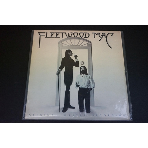 197 - Vinyl - Two Fleetwood Mac LPs to include Then Play On RSLP9000, sleeve tatty, part of back cover mis... 