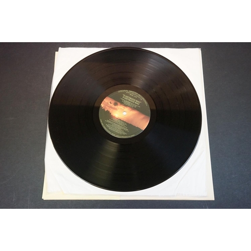 197 - Vinyl - Two Fleetwood Mac LPs to include Then Play On RSLP9000, sleeve tatty, part of back cover mis... 