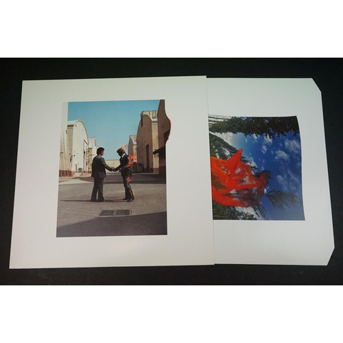 242 - Vinyl - Three Pink Floyd LPs to include The Piper At The Gates of Dawn 2 PL on Harvest SHDW403 with ... 