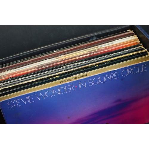 288 - Vinyl - 20 Stevie Wonder LPS featuring duplication to include Hotter Than July, Songs In The Key of ... 