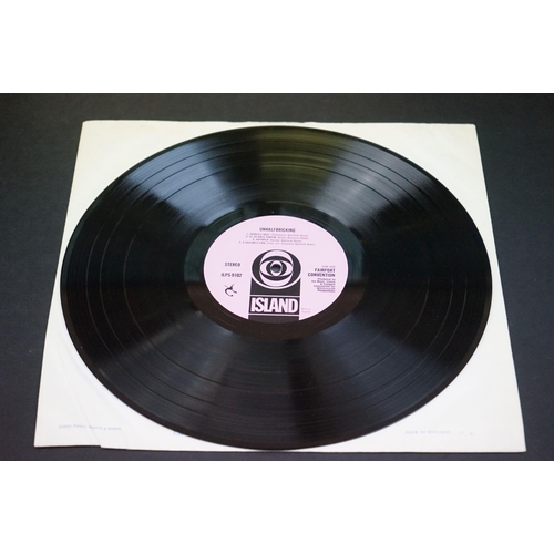 363 - Vinyl - Fairport Convention Unhalfbricking LP on Island ILPS9102, pink circle logo, vg+