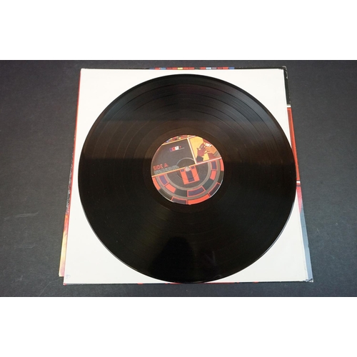 373 - Vinyl - Two The Strokes LPs to include Is This It on Rough Trade RTRADELP030 and Room On Fire RTRADE... 