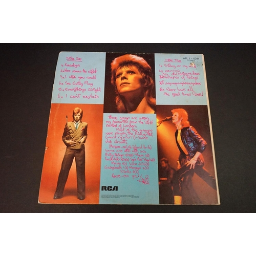 492 - Vinyl & Autographs - David Bowie Pinups RCA APL1-0291.  Signed to front sleeve by Mick Ronson, Trevo... 