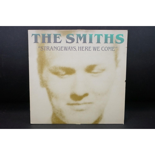 602 - Vinyl - The Smiths & Morrissey 5 LP's and 2 12