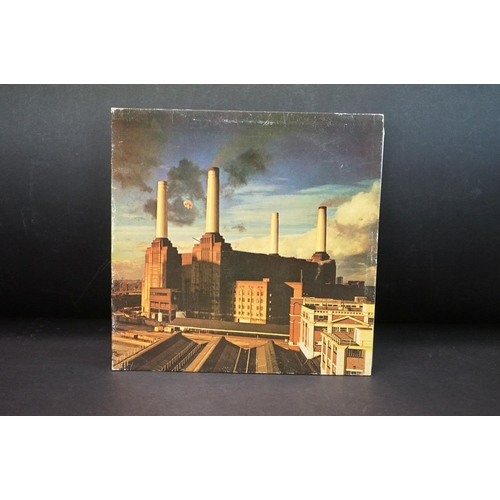 769 - Vinyl - 10 Pink Floyd LP's to include The Piper At The Gates Of Dawn, Ummagumma, Atom Heart Mother, ... 