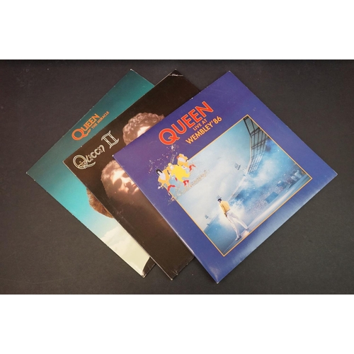 772 - Vinyl - 12 Queen LP's to include Greatest Hits, Queen II, Live Killers, Live Magic, A Night At The O... 