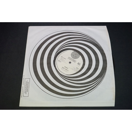 539 - Vinyl - Black Sabbath Paranoid (Vertigo 6360 011) small Vertigo swirl label, Vertigo inner.  Sleeve ... 