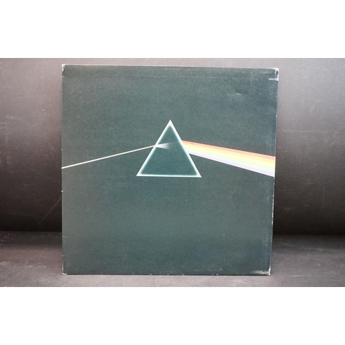 540 - Vinyl - Pink Floyd Dark Side Of The Moon (SHVL 804) solid light blue triangle, black inner, no poste... 