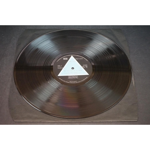 540 - Vinyl - Pink Floyd Dark Side Of The Moon (SHVL 804) solid light blue triangle, black inner, no poste... 