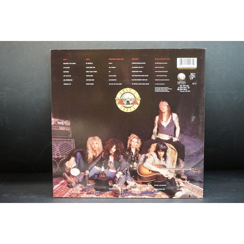 545 - Vinyl - Guns N Roses Appetite For Destruction (WX 125 / 924 148-1) French pressing.  Sleeve Vg+, inn... 